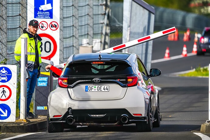 racetracker_26996440_541919