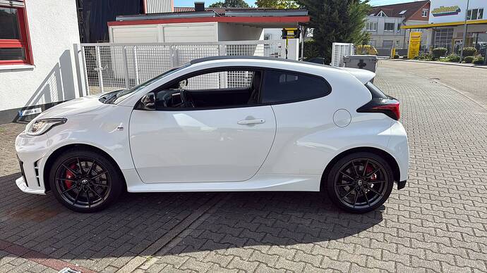 0CC02BBA-73E7-44B4-ACF8-C19F6F377DBA